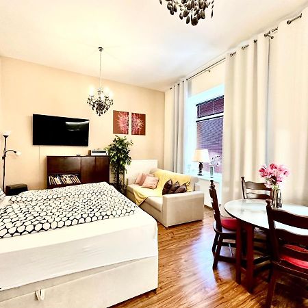 Home Away Main Square Apartment Poprad Dış mekan fotoğraf